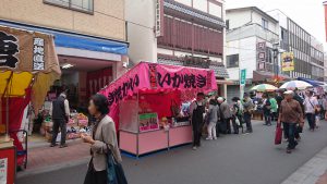 巣鴨地蔵通り商店街縁日いか焼き