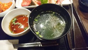 炭火和牛一頭焼肉錦焼肉ランチセットのスープ
